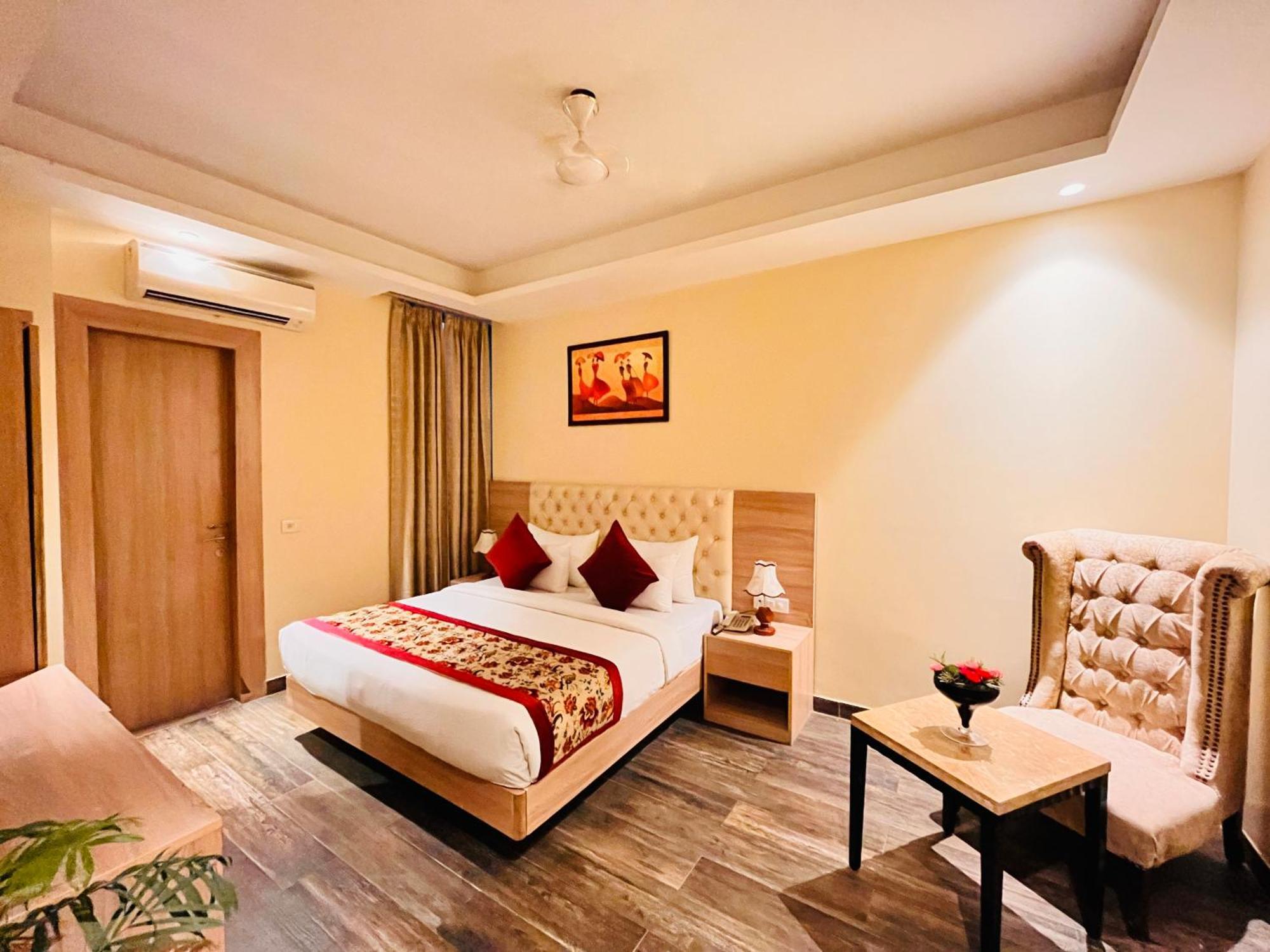 Hotel Banz Near Indira Gandhi Airport Delhi Nueva Delhi Exterior foto