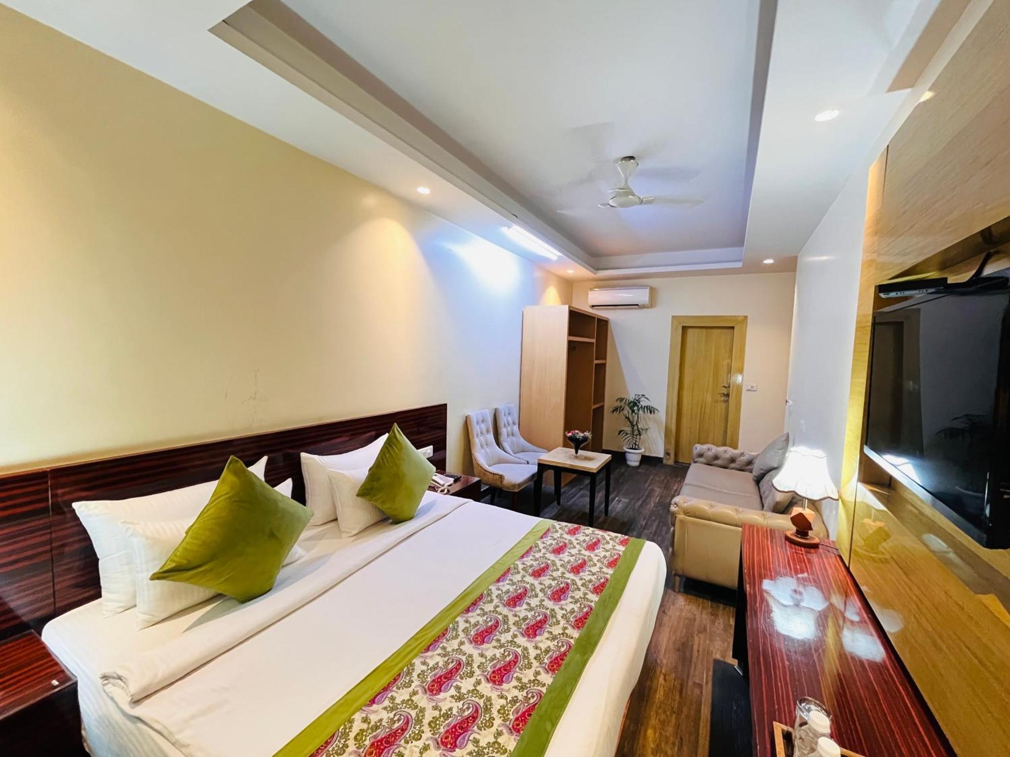 Hotel Banz Near Indira Gandhi Airport Delhi Nueva Delhi Exterior foto