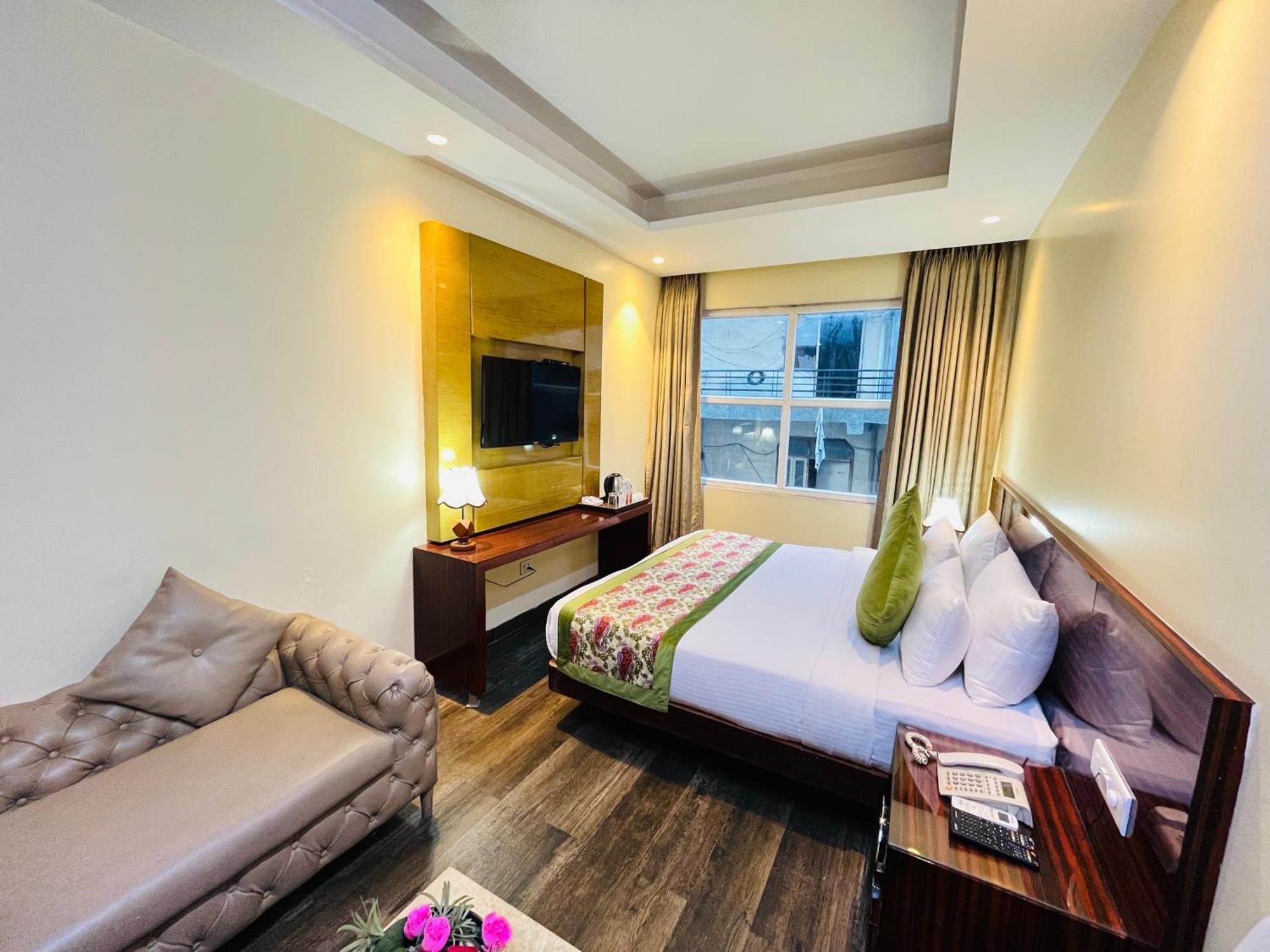 Hotel Banz Near Indira Gandhi Airport Delhi Nueva Delhi Exterior foto