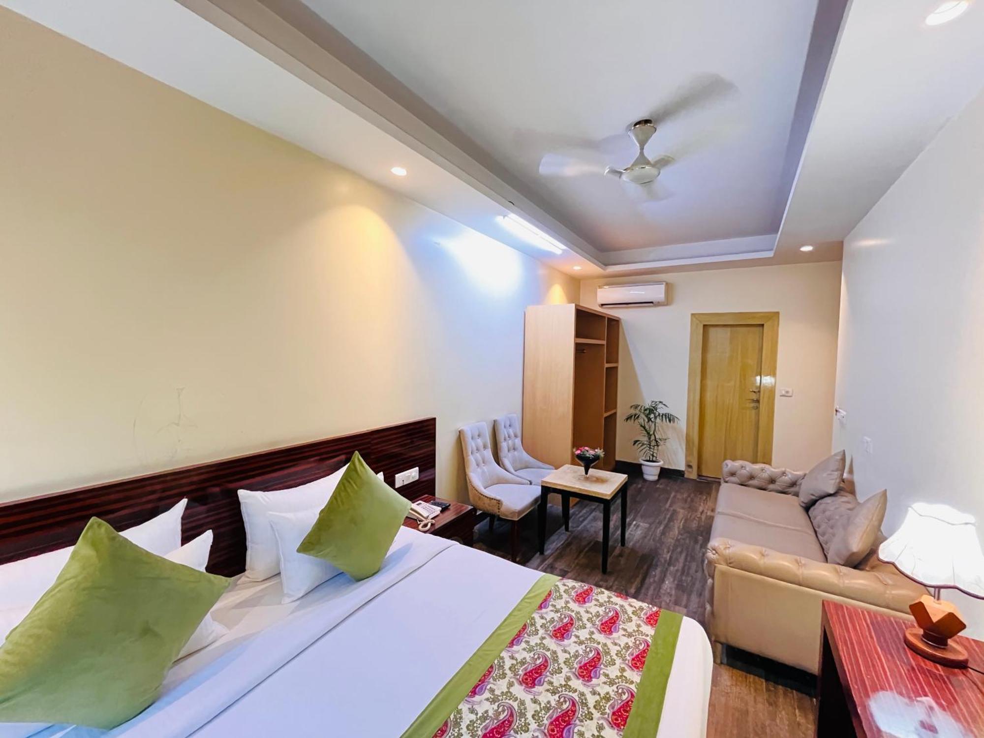 Hotel Banz Near Indira Gandhi Airport Delhi Nueva Delhi Exterior foto