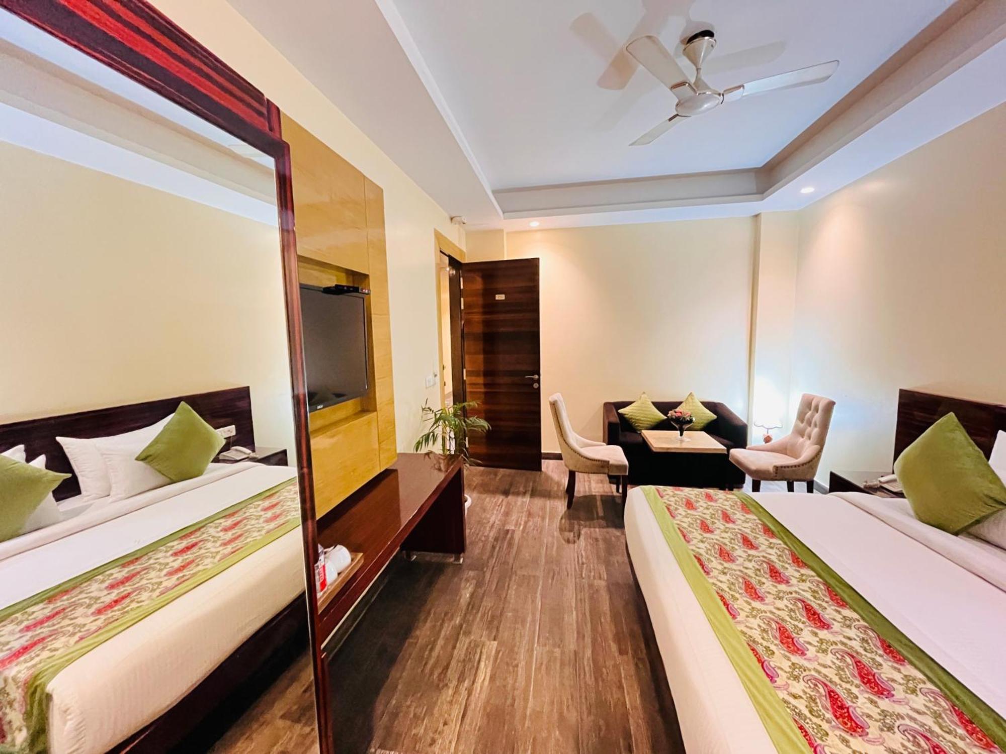 Hotel Banz Near Indira Gandhi Airport Delhi Nueva Delhi Exterior foto