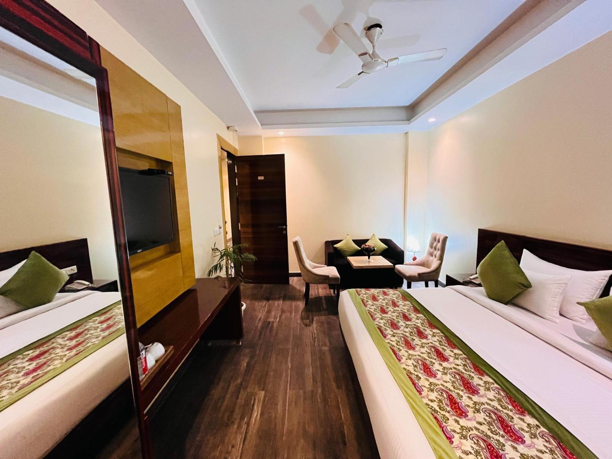 Hotel Banz Near Indira Gandhi Airport Delhi Nueva Delhi Exterior foto
